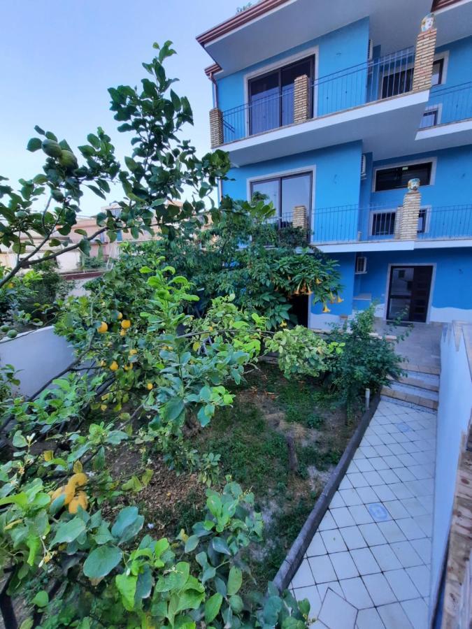 지아르디니낙소스 Taorbay B&B 외부 사진