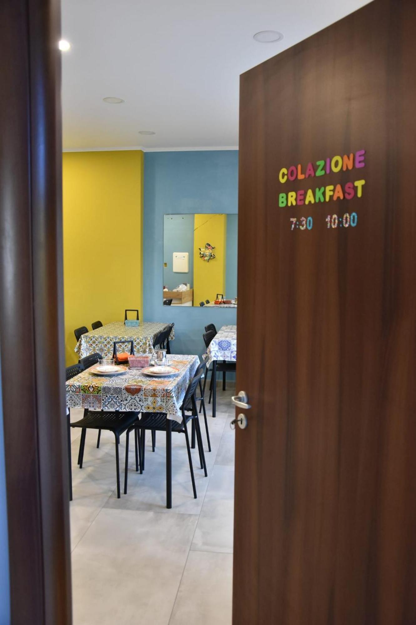 지아르디니낙소스 Taorbay B&B 외부 사진